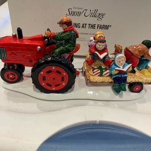 Snow Village - Caroling At The Farm (In original box)